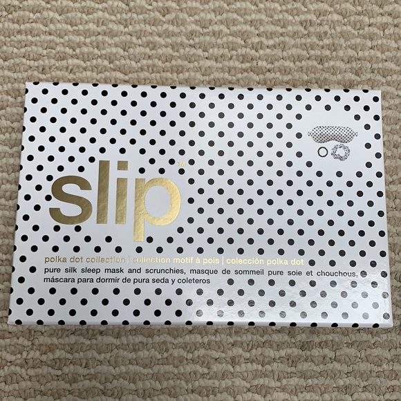 Slip Silk Polka Dot Sleep Mask Scrunchie Gift Set - Picture 7 of 9
